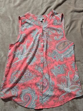 American Eagle Outfitters Neon Pink  Paisley Sleeveless Button Up Blouse Medium